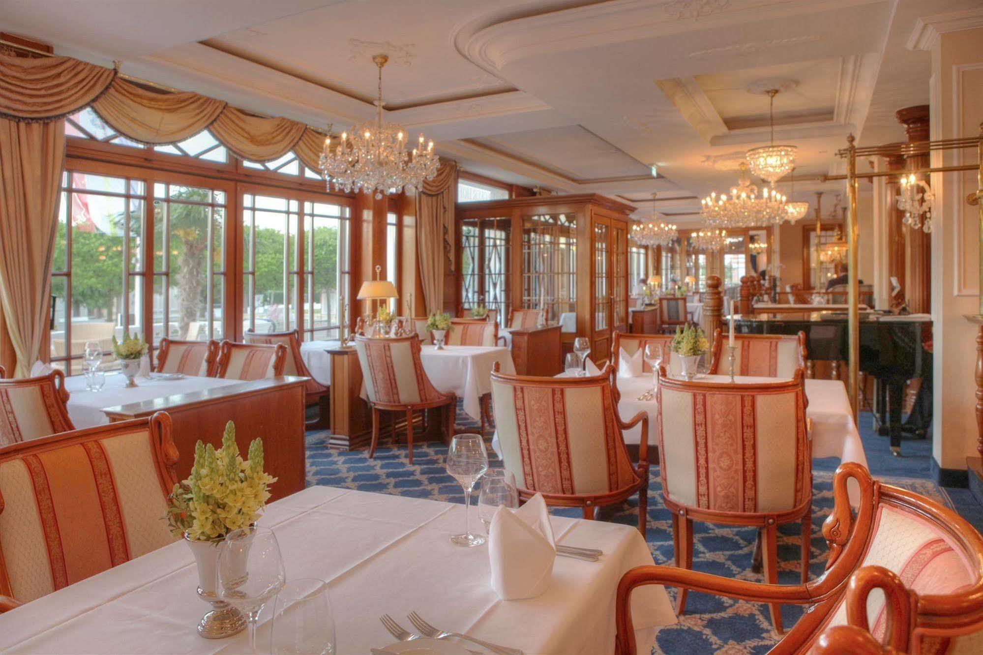 Seetelhotel Ahlbecker Hof هيرينجسدورف المظهر الخارجي الصورة The restaurant